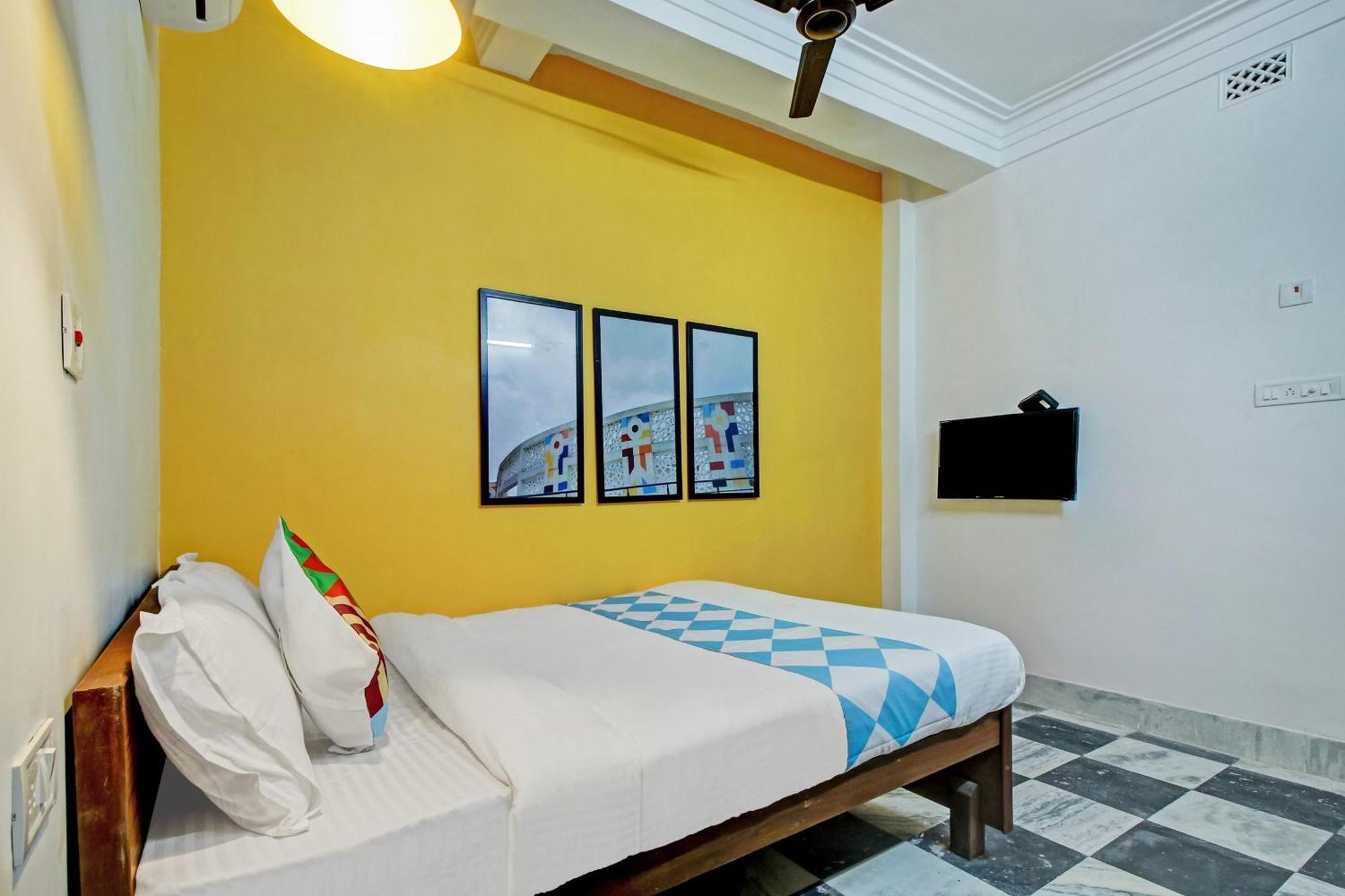 Hotel O Nilay Guest House South Suburban Екстериор снимка